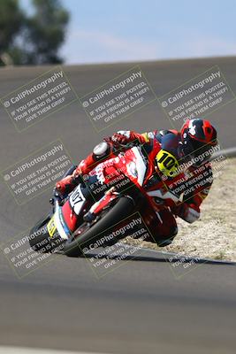 media/Sep-21-2025-TrackDaz (Sun) [[277c75b276]]/A Group/12pm (Turn 2)/